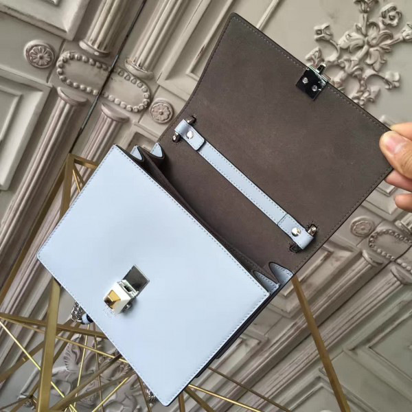 F**di kan i 1917  19cm x 10cm x 15cm