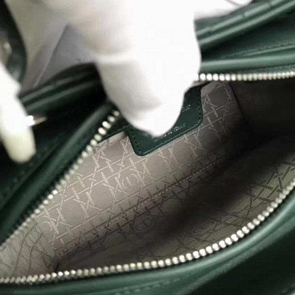 cohotbag lady D10r 1574