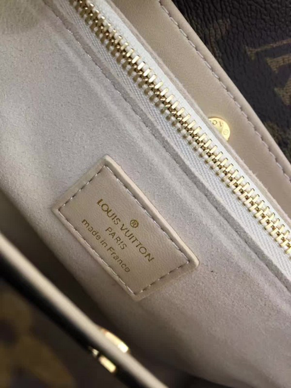 l0vis Vvtt0n double v cohotbag  rose poudre