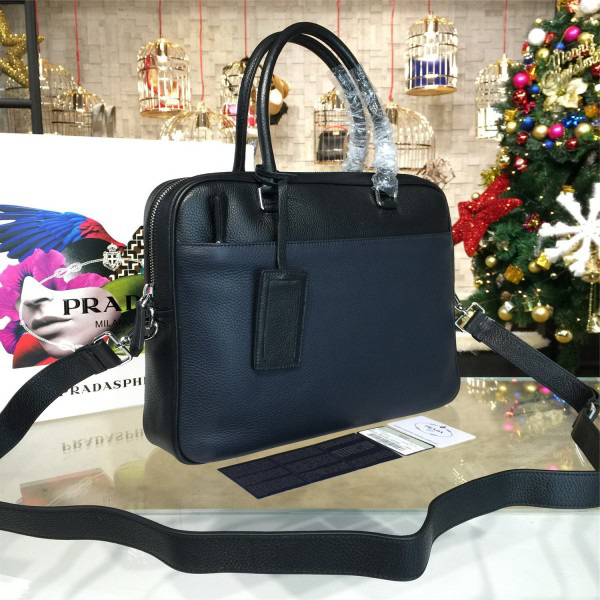 Pra*a leather briefcase 4199 38cm x 7.5cm x 28cm