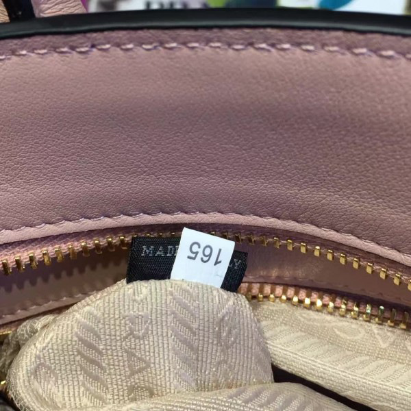 Pra*a esplanade 4018 30cm x 22cm x 14.5cm