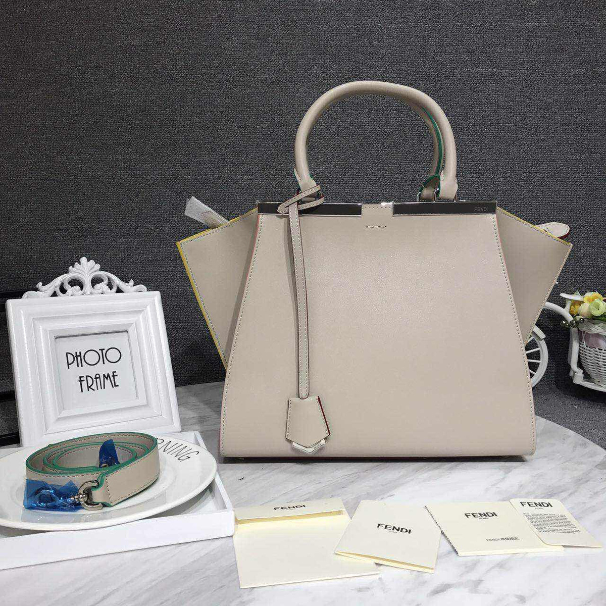 F**di 3jours 2017 30cm