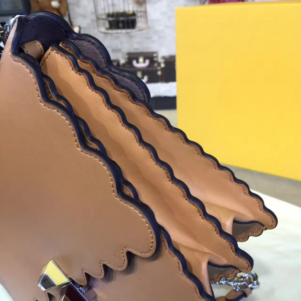 F**di kan i 1918  26cm x 8cm x 19cm