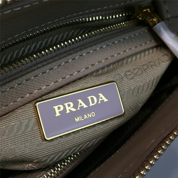Pra*a promenade bag 3886  25.5cm x 10.5cm x 17cm
