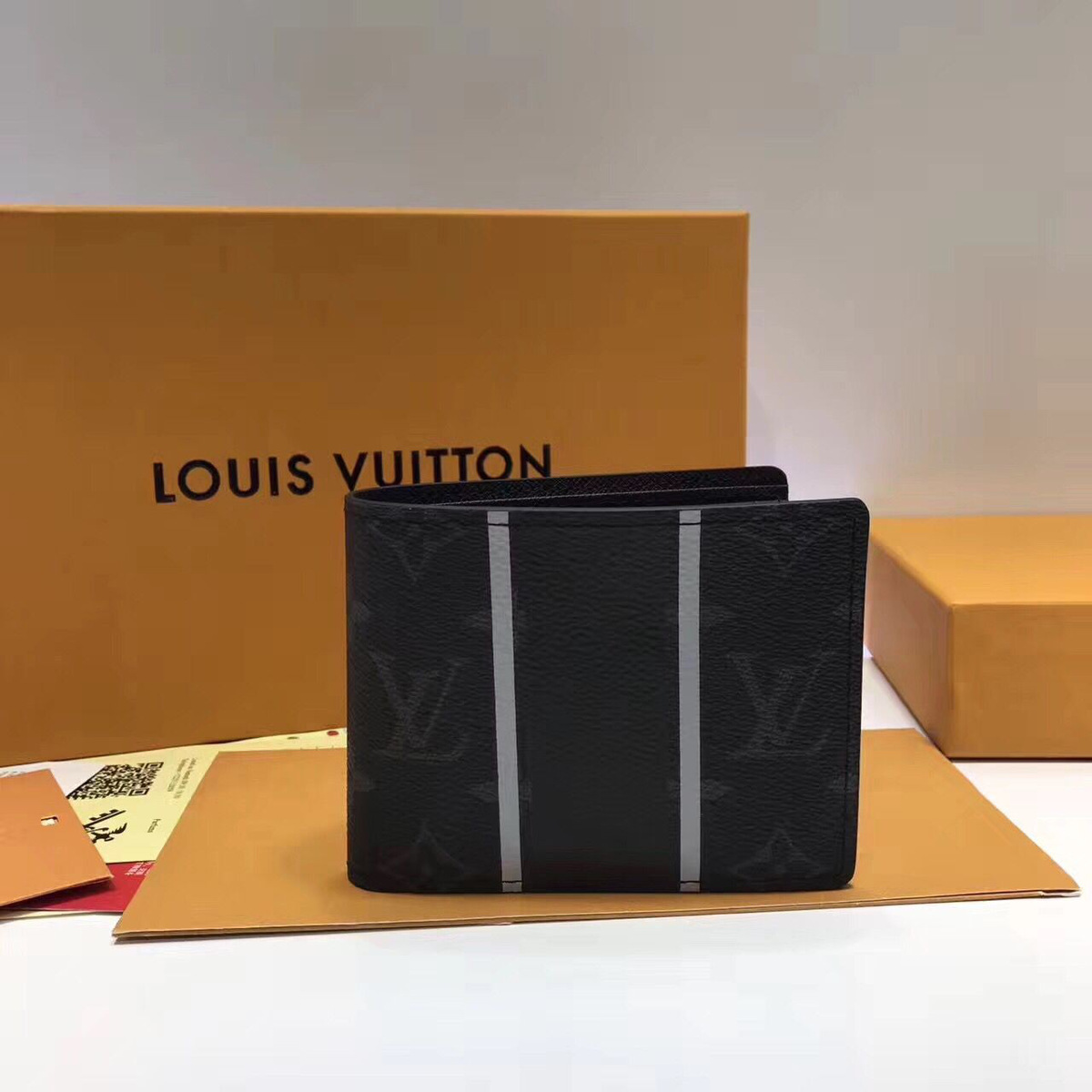 l0vis Vvtt0n multiple  cohotbag wallet