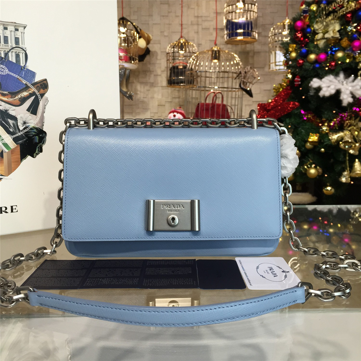 Pra*a metal closure 3941 24cm x 6.5cm x 14cm