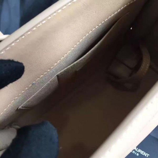 Y51 classic sac de jour nano 4878 22cm x 18cm x 11cm