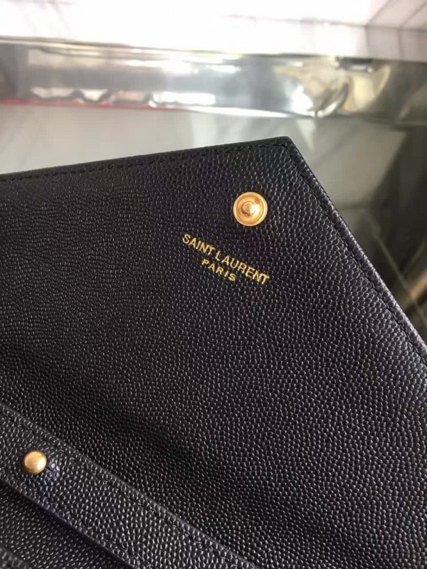 Y51 envelope chain wallet 5092 22cm x 5.5cm x 13.5cm