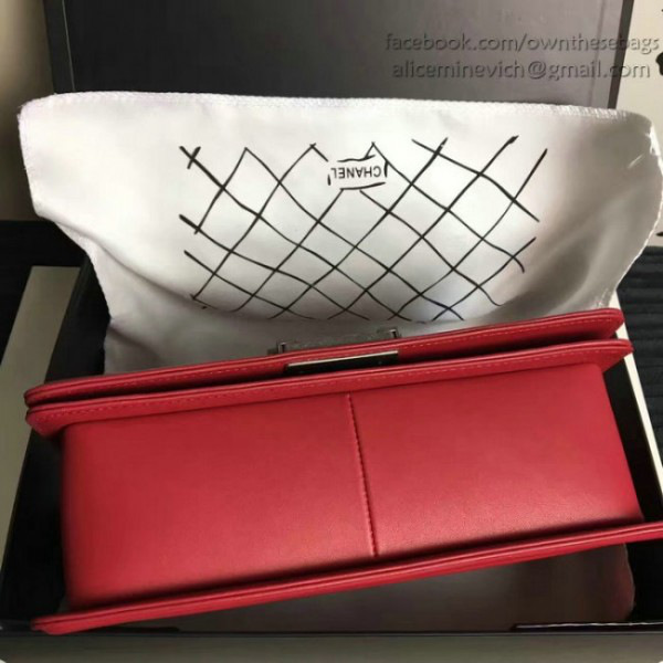 Ch**el caviar quilted calfskin large boy bag red