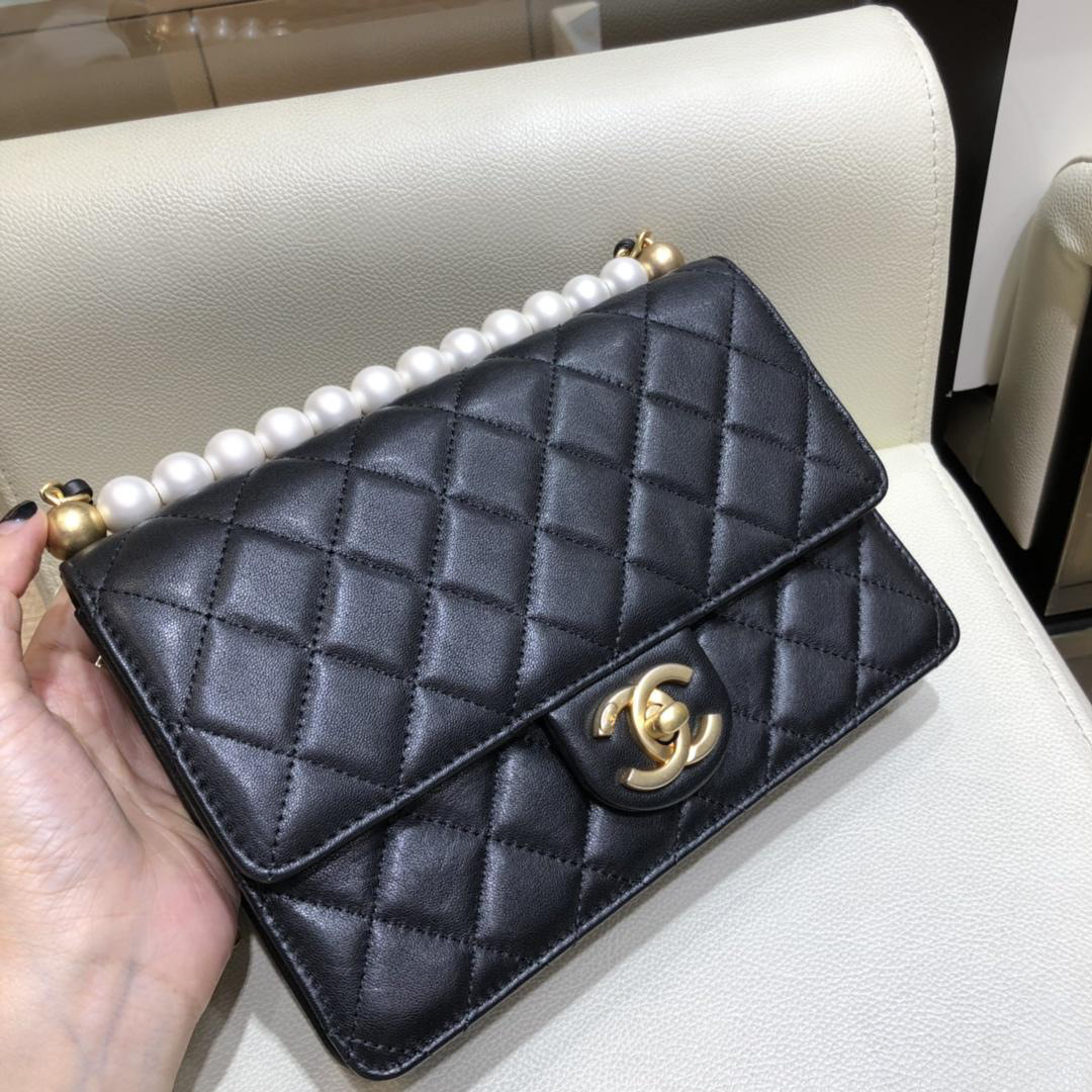 Ch**el classic rhomboid cover bag black