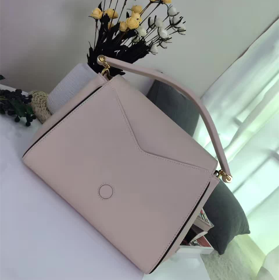 l0vis Vvtt0n double v cohotbag  rose poudre