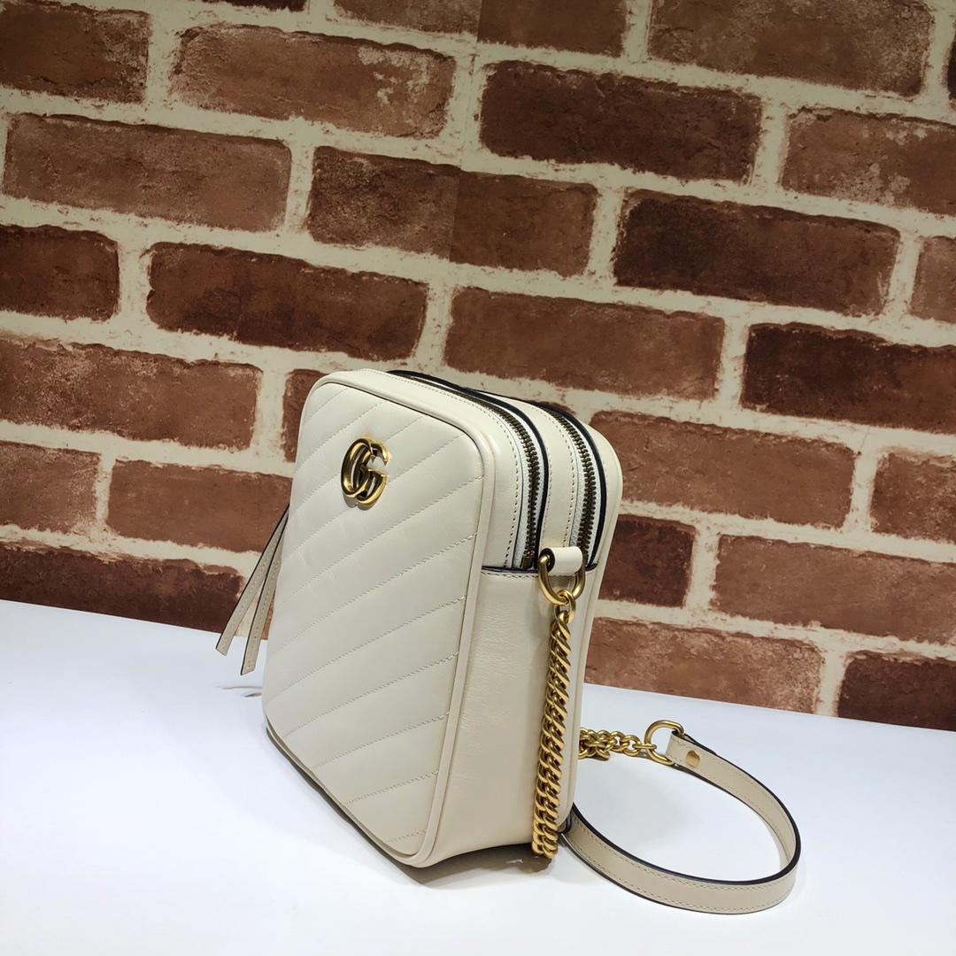 Gvc*1 shoulder bag chain bag white 16 x 18.5 x 7 cm