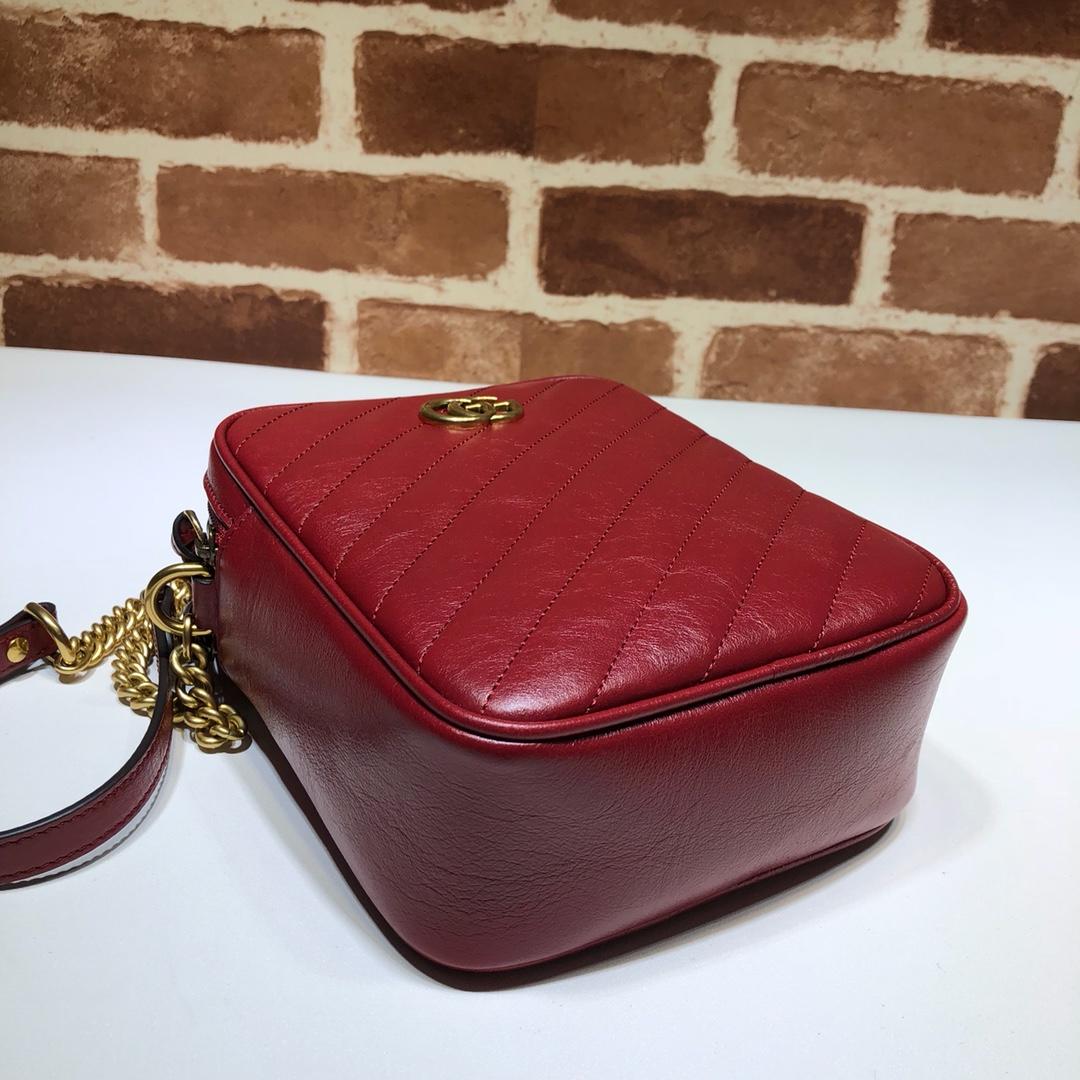 Gvc*1 shoulder bag  chain bag red 16 x 18.5 x 7 cm