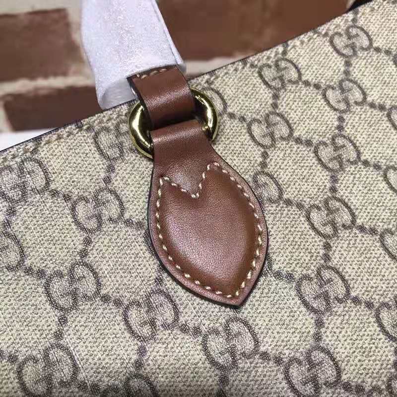 Gvc*1 handbag 27.5x22x11cm