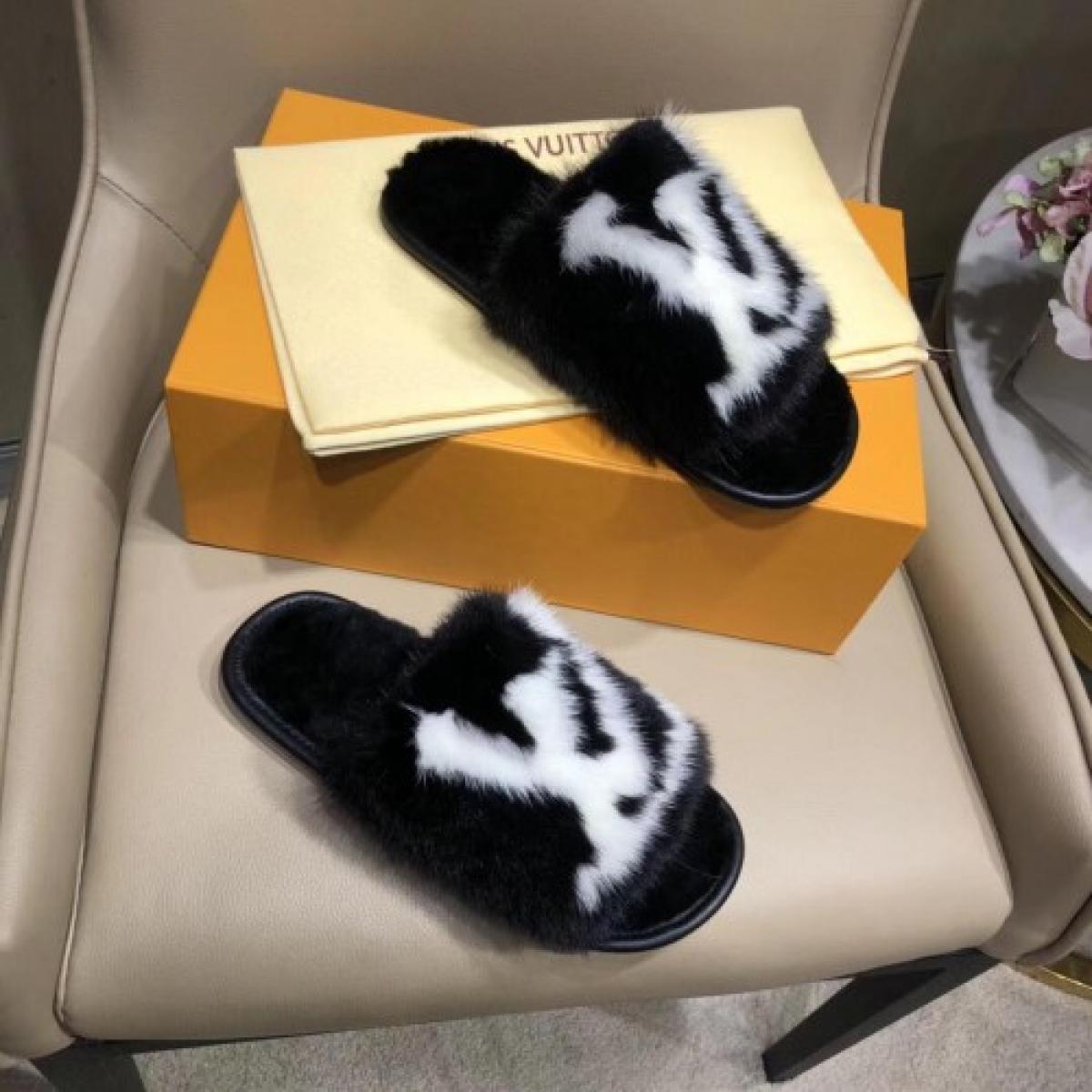 Lv slippers 306