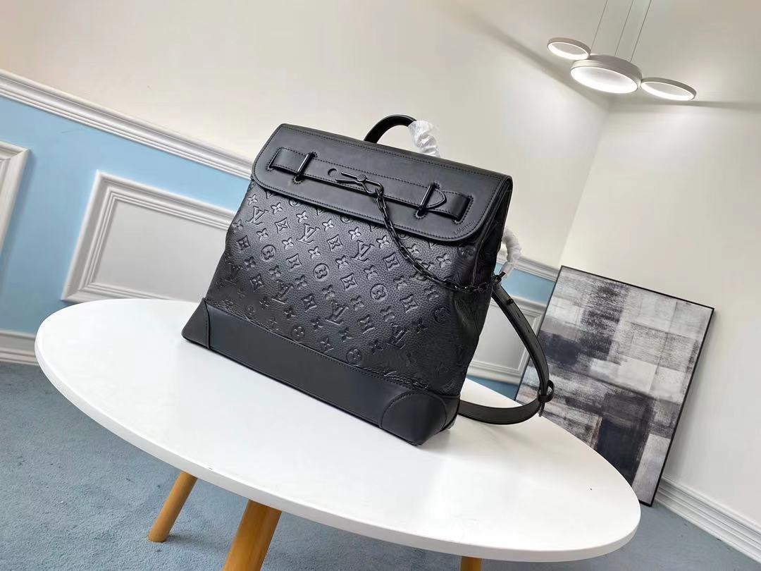 Lv men backpack in black