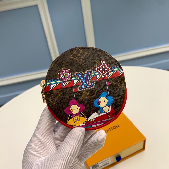 l0vis Vvtt0n round coin pouch monogram vivienne holiday rouge red m69749 9 x 9 x 1 cm