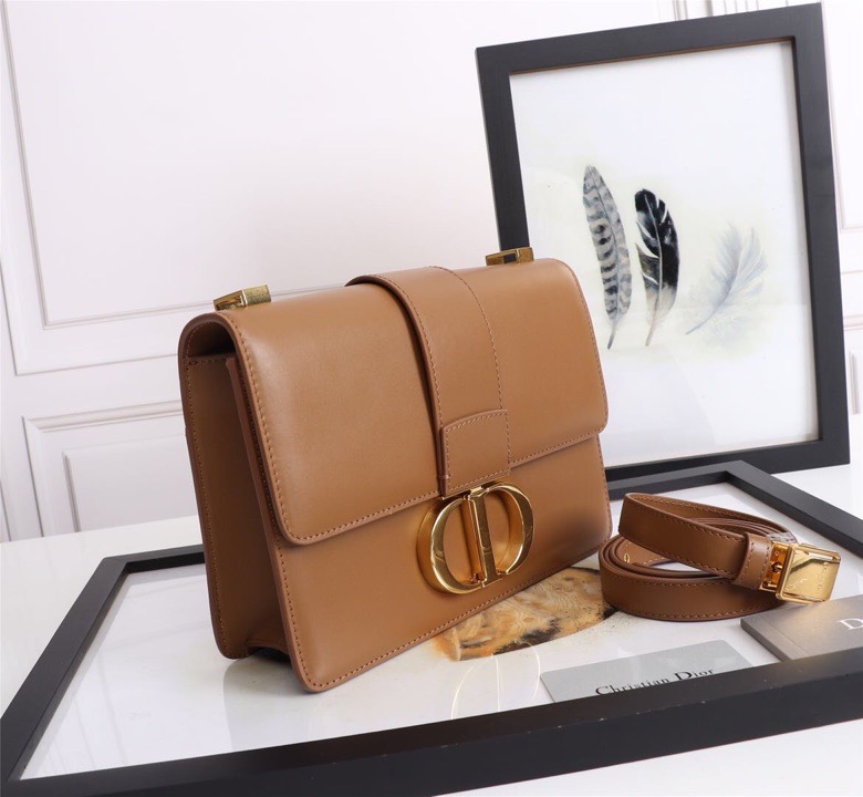 D10r lady D10r montaigne smooth cowhide brown 24 x 17 x 8 cm