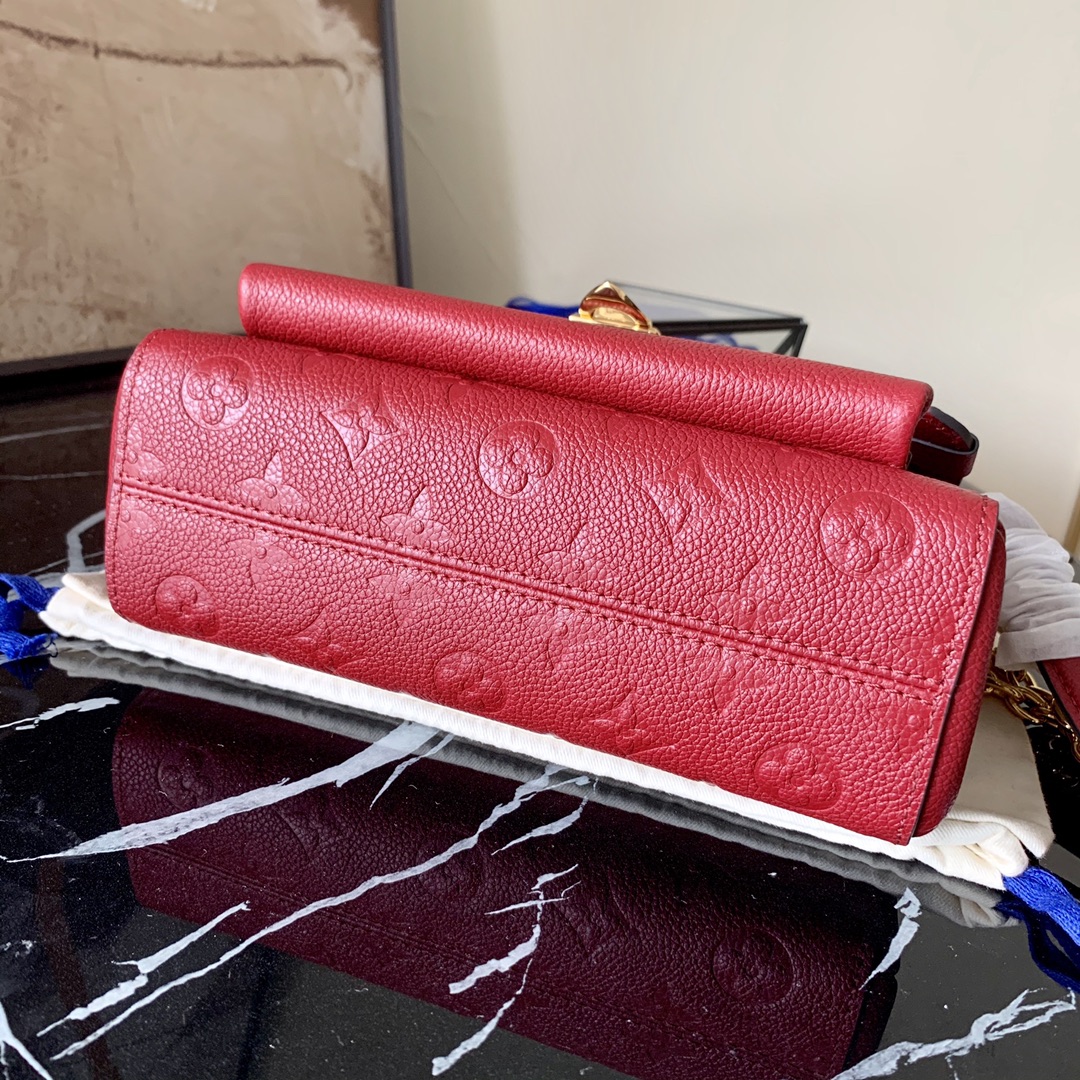 l0vis Vvtt0n vavin bb monogram empreinte leather scarlet m44554 21 x 15 x 8 cm
