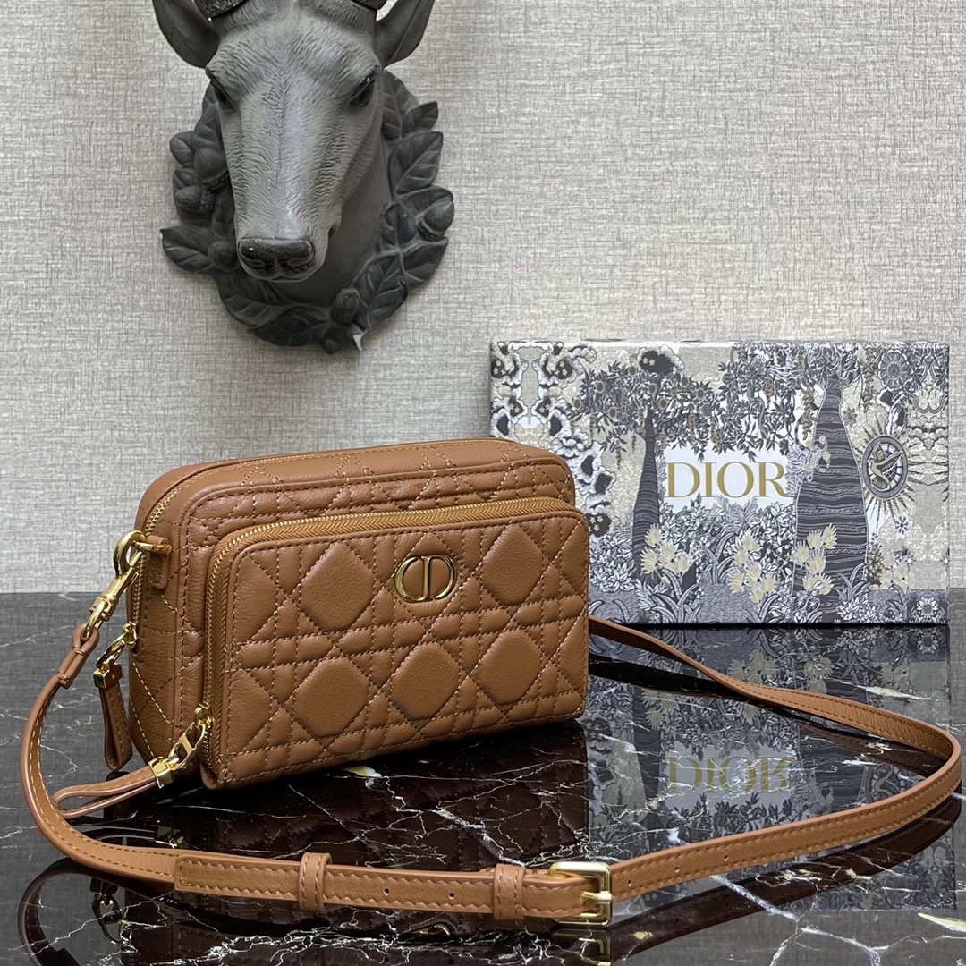 D10r caro double pouch cognac-colored s5037uwhc 19 × 10.5 × 5 cm