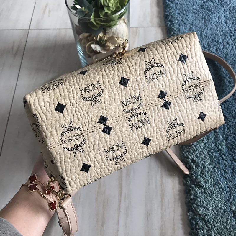 MCM Essential Backpack in Visetos Original Beige MWK9SSE05CO001 24 x 21 x 12 cm