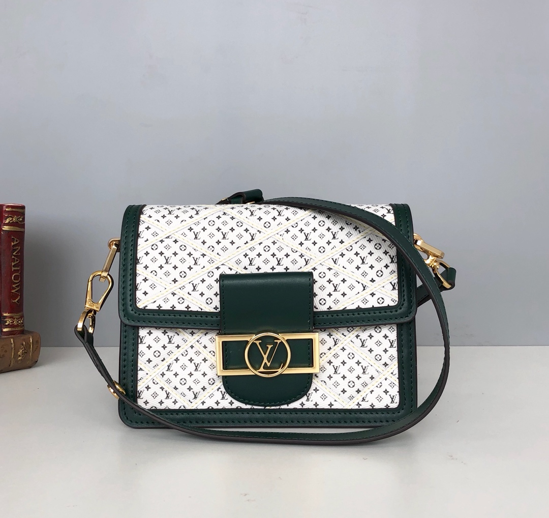 l0vis Vvtt0n monogram mini dauphine green m53996 20.0 x 15.0 x 9.0 cm