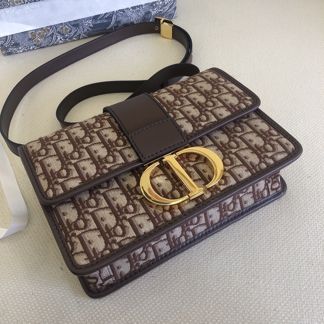 D10r 30 montaigne bag burgundy D10r oblique jacquard m9203utzq 24 x 17 x 8 cm