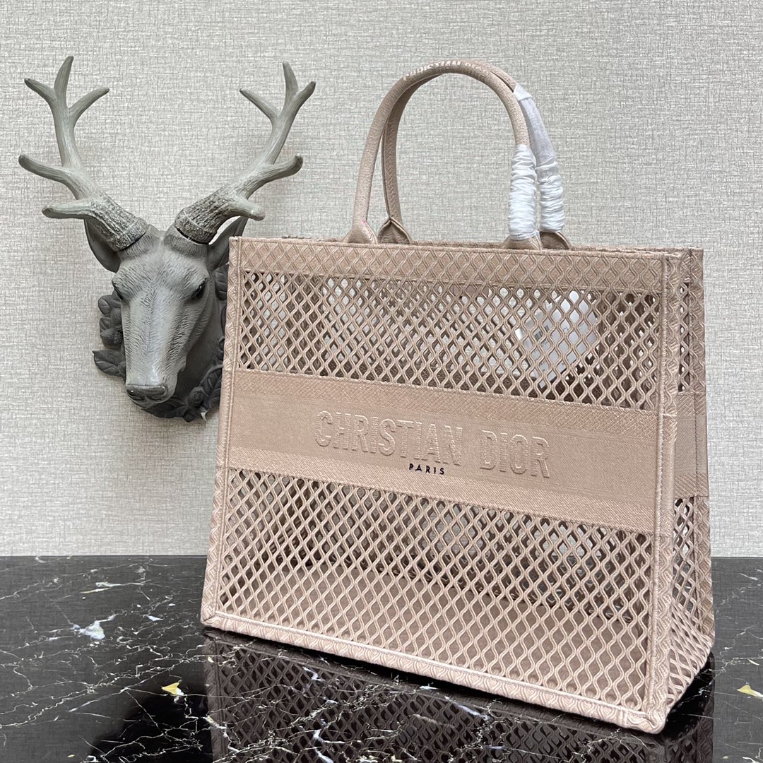 D10r small book tote clay-colored mesh embroidery m1296 36cm