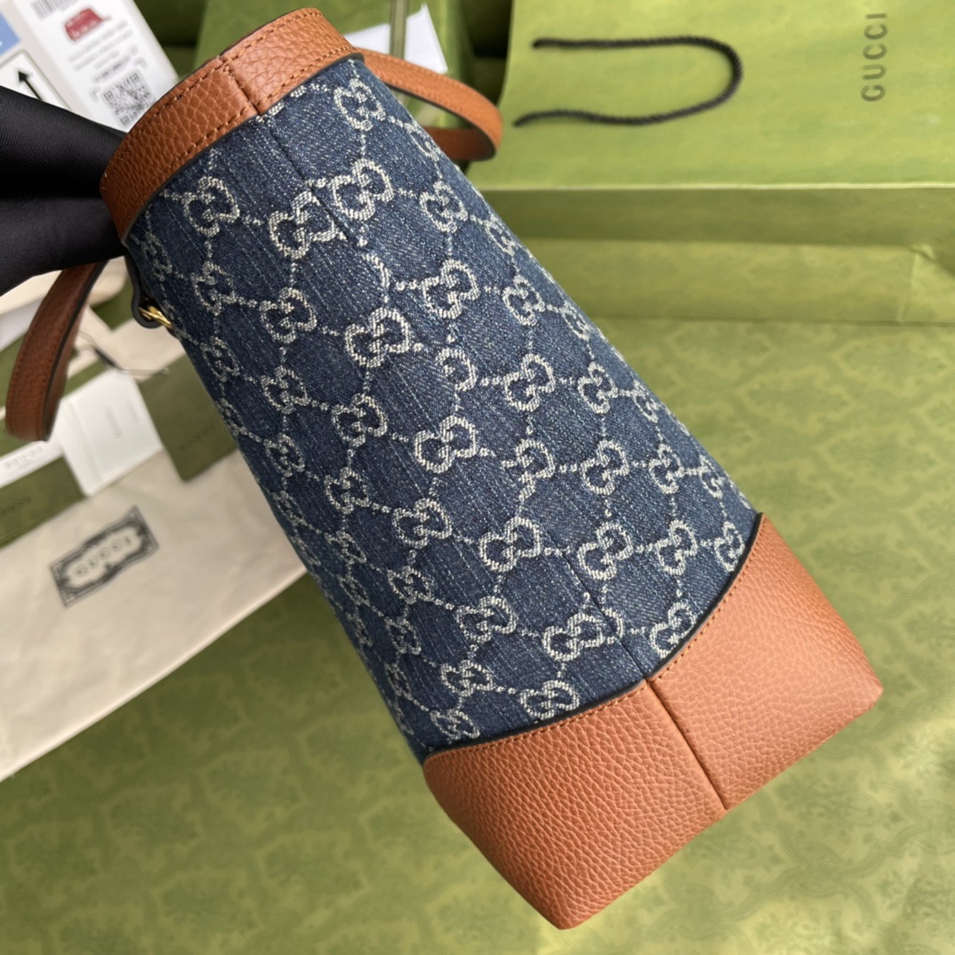 Gvc*1 ophidia gg medium tote blue and ivory denim 631685 38 x 28 x 14 cm