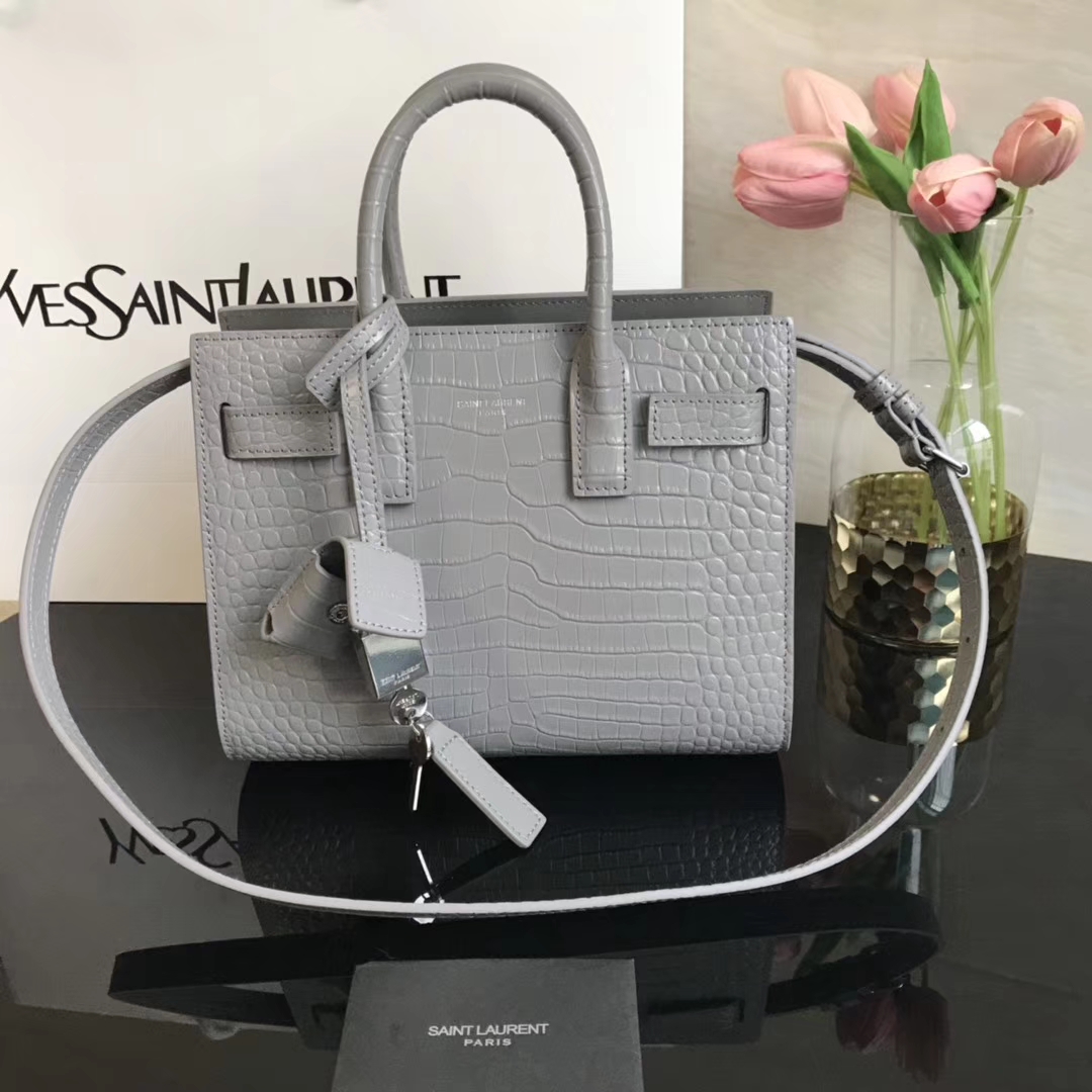 Y51 classic sac de jour nano in embossed crocodile shiny leather grey 392035 22 x 18 x 11 cm