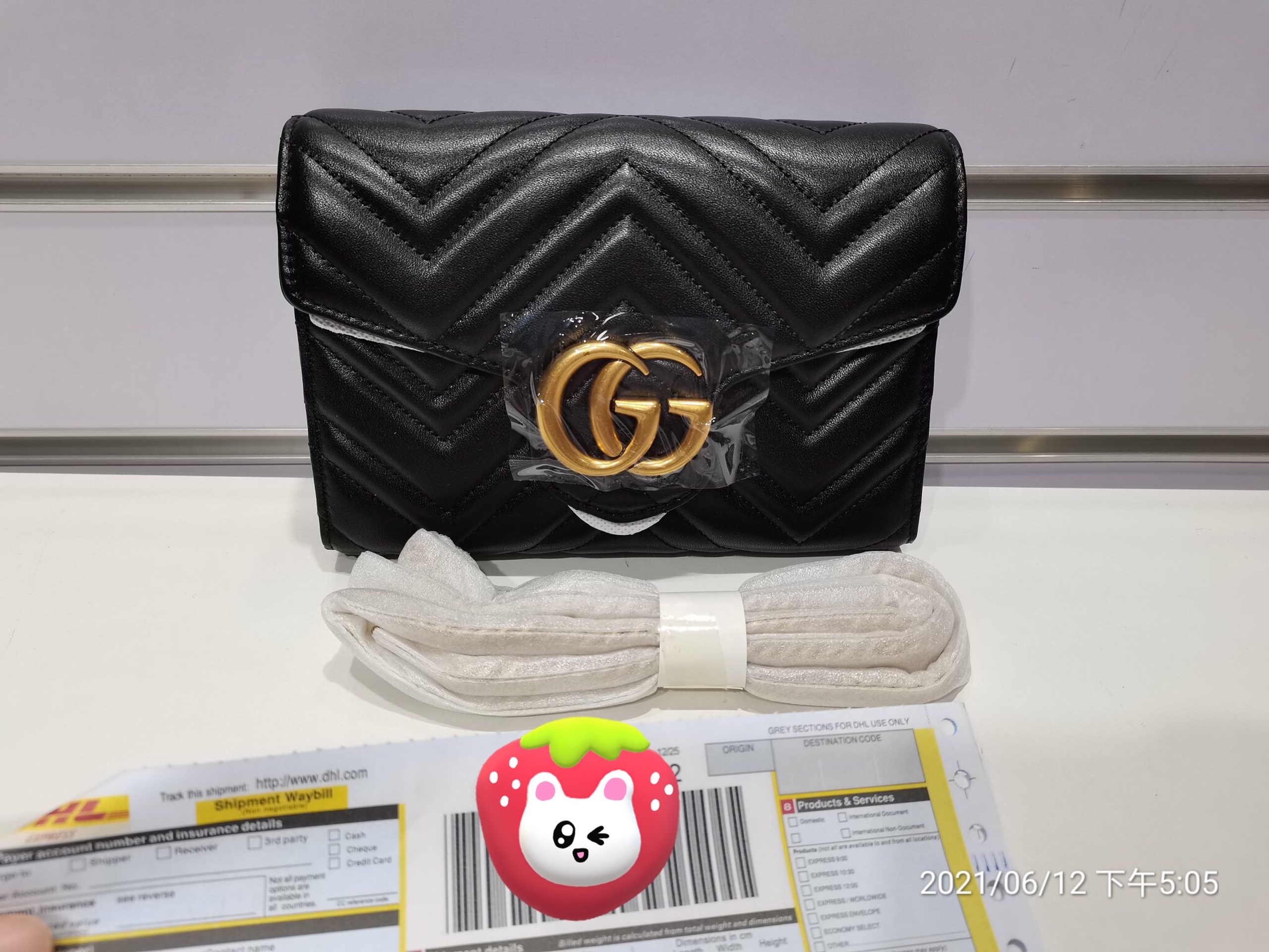 Gvc*1 gg marmont wallet on chain matelasse in calfskin black