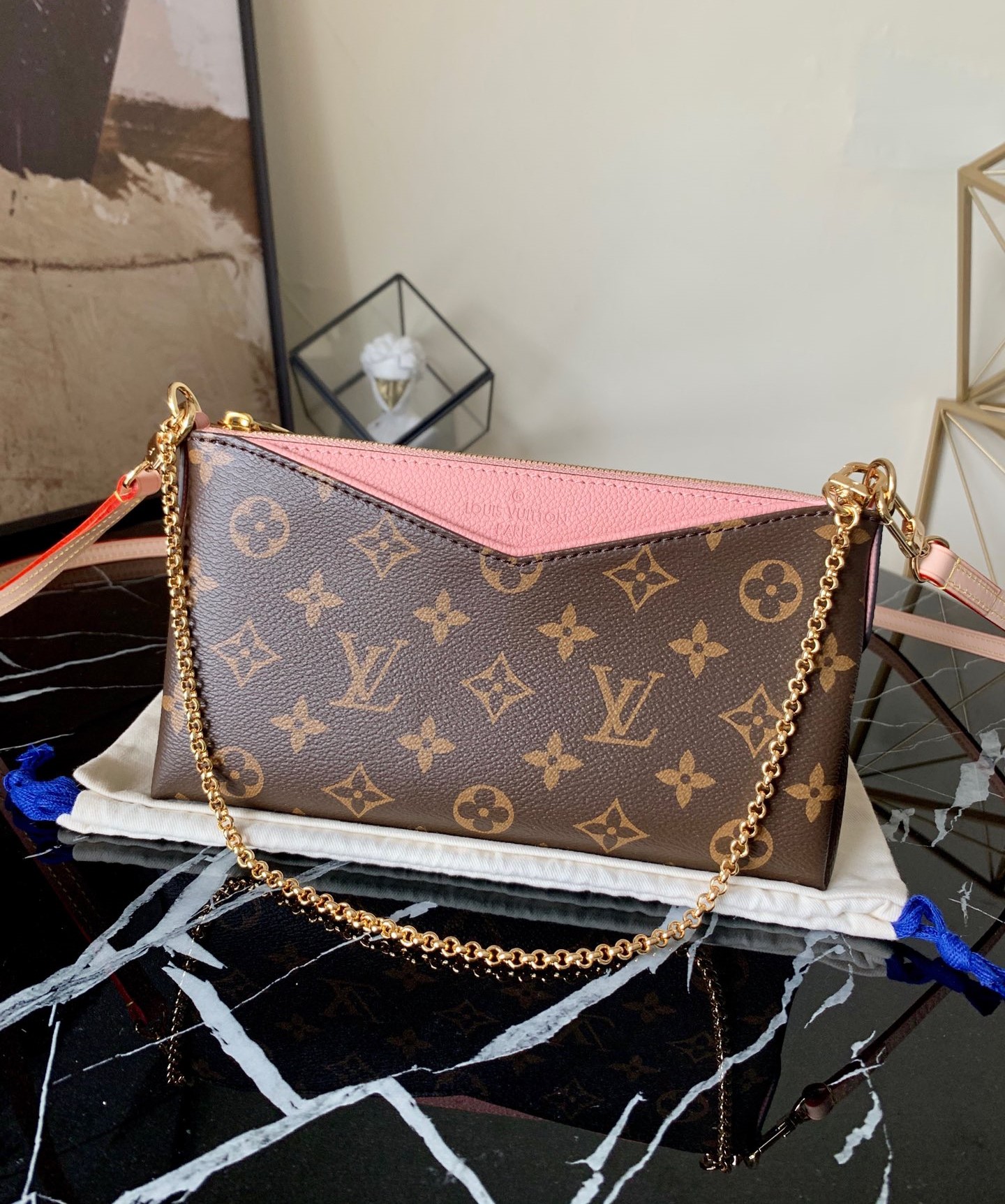 l0vis Vvtt0n pallas clutch chain shoulder bag pink m41638 23 x 13 x 5 cm