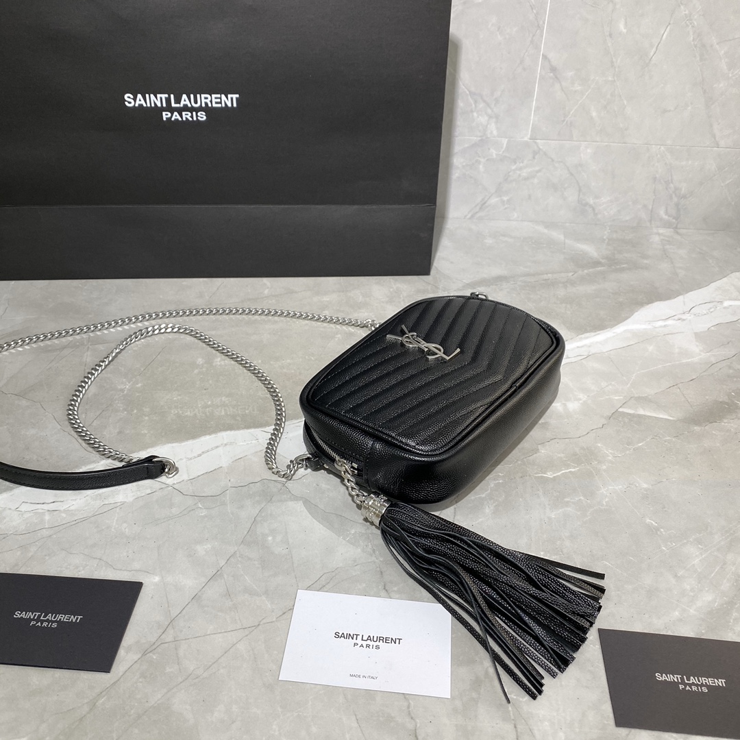 Y51 lou mini bag in quilted grain de poudre embossed leather black and silver 6125791 18 × 10 × 5 cm