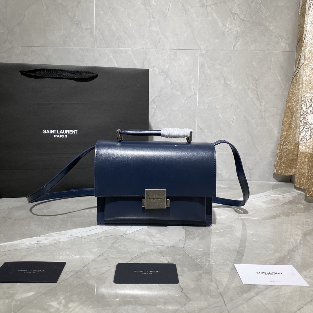 Y51 medium bellechasse in leather blue and silver 482051 22 x 16 x 9 cm