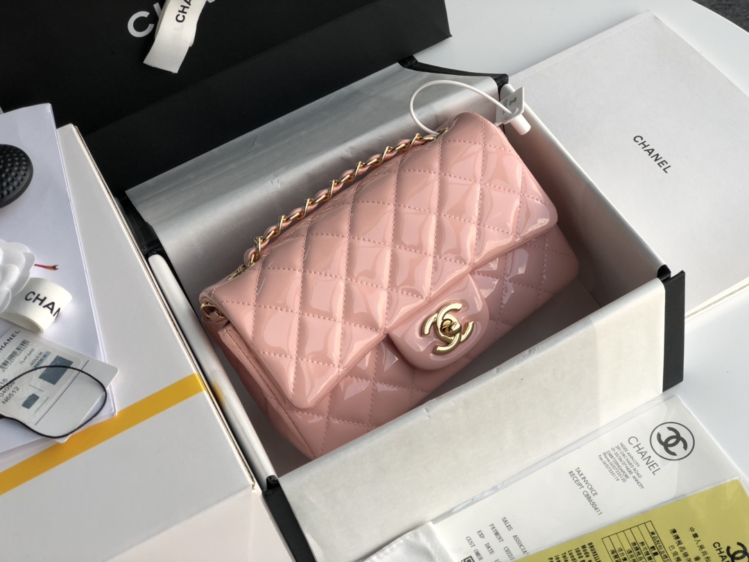 Ch**el cf mini patent calfskin & golden metal pink rose bag 20cm