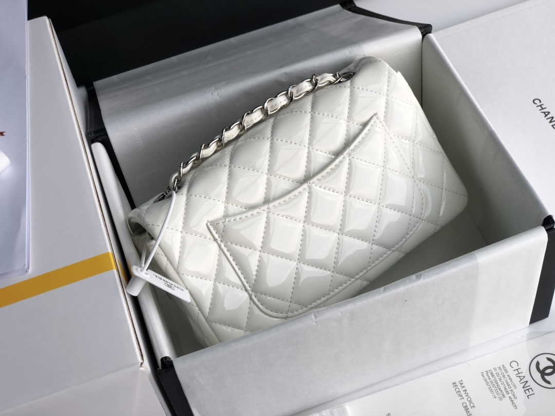 Ch**el cf mini patent calfskin & silver metal white bag 20cm