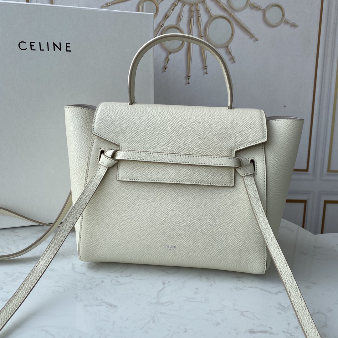 Ce1i*e nano belt bag in grained calfskin white 189003 20 x 20 x 10 cm