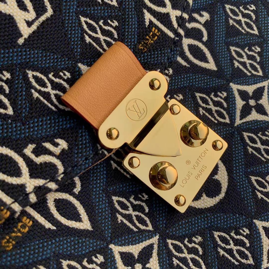 l0vis Vvtt0n since 1854 pochette mÉtis blue m57395 25 x 19 x 7 cm