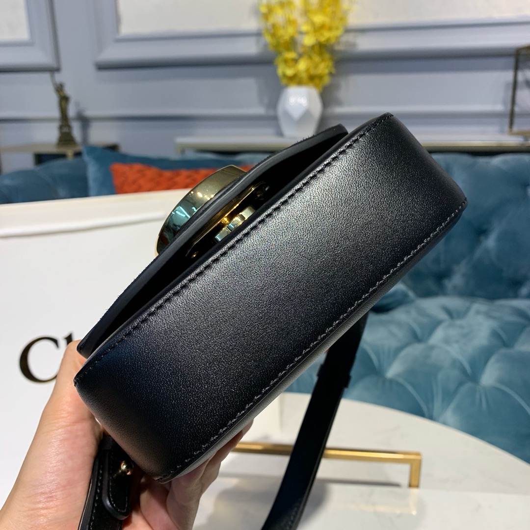 CHLOE MINI C BAG In Shiny & Suede Calfskin Black CHC19US193 16.5 x 5 x 14 cm