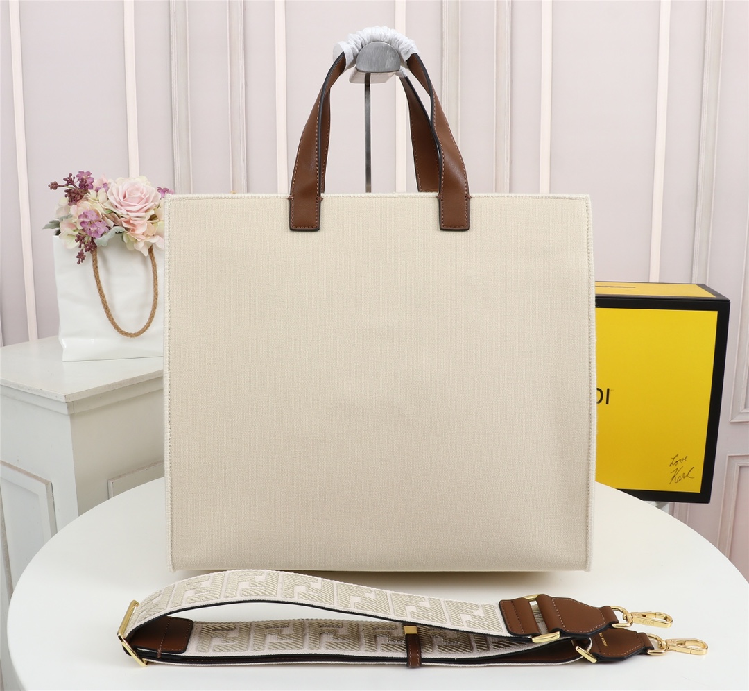 F**di spring summer 2021 tote bag monogram white 38 x 34 x 20 cm