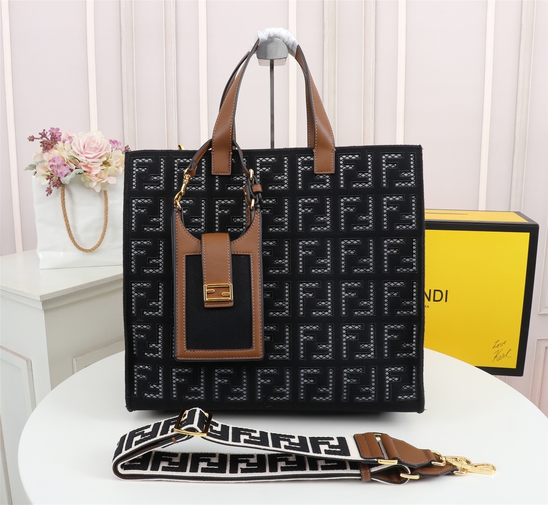 F**di spring summer 2021 tote bag monogram black 38 x 34 x 20 cm