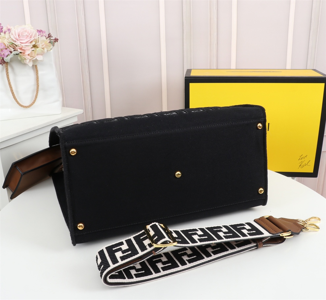 F**di spring summer 2021 tote bag monogram black 38 x 34 x 20 cm