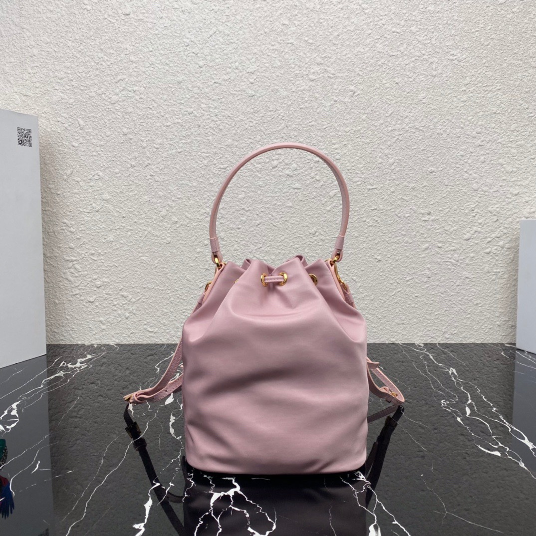 Pra*a duet re-nylon shoulder bag alabaster pink 1bh038 23 × 18 × 12 cm