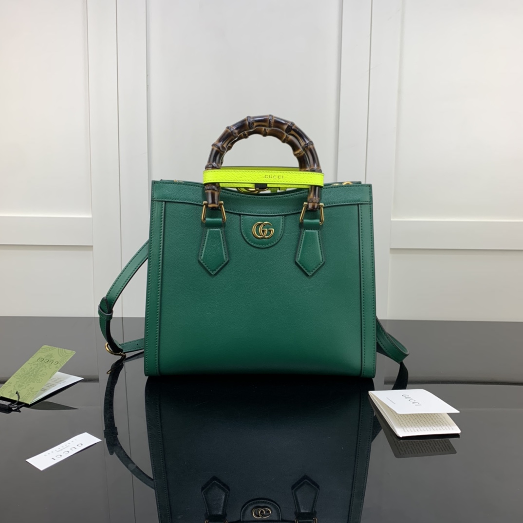 Gvc*1 small diana tote bag emerald leather 660195 27 x 24 x 11 cm
