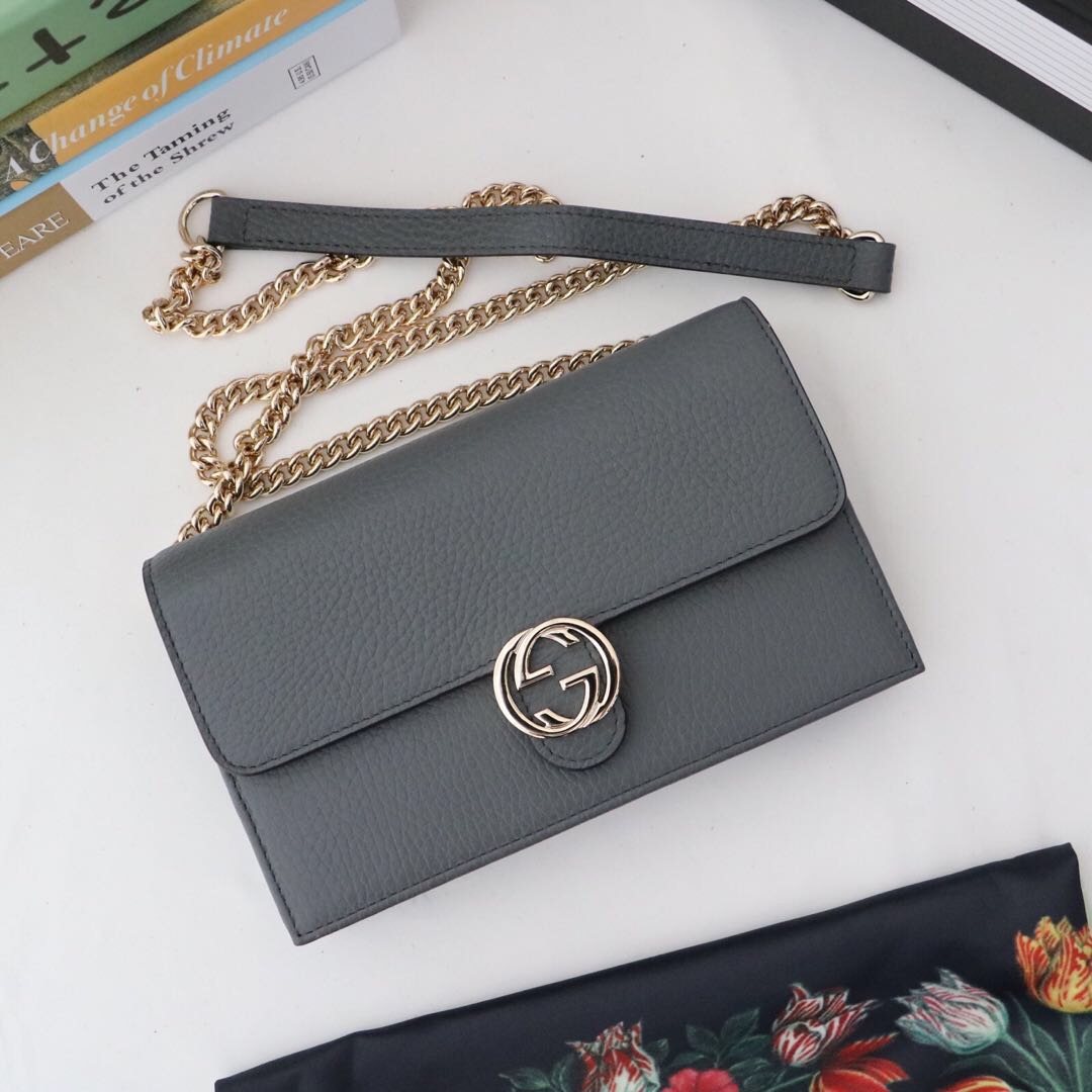 Gvc*1 interlocking wallet on chain grey leather 510314 19.5 x 12 x 3.5 cm