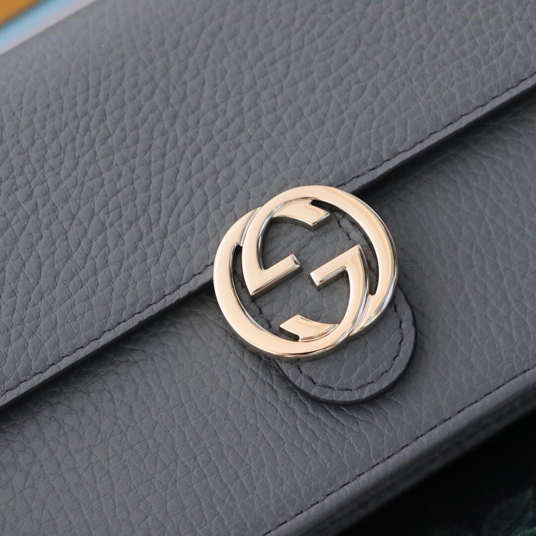 Gvc*1 interlocking wallet on chain grey leather 510314 19.5 x 12 x 3.5 cm