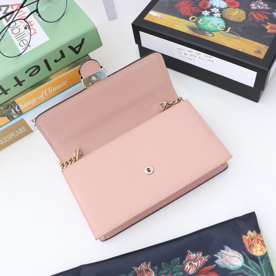 Gvc*1 interlocking wallet on chain rose pink leather 510314 19.5 x 12 x 3.5 cm