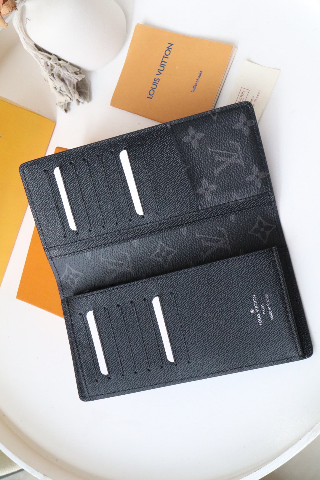 l0vis Vvtt0n brazza wallet epi leather blue m80772 10 x 19 x 2 cm