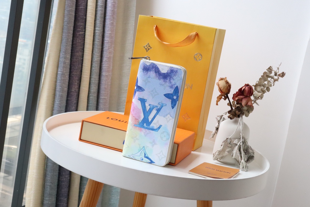 l0vis Vvtt0n zippy wallet vertical monogram watercolor canvas m80499 10 x 20 x 2 cm