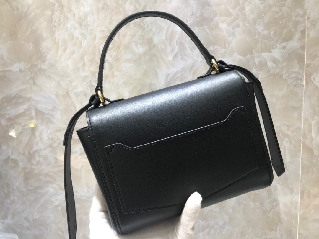 GIVENCHY SMALL EDEN BAG Black 19 × 14 × 5.5 cm